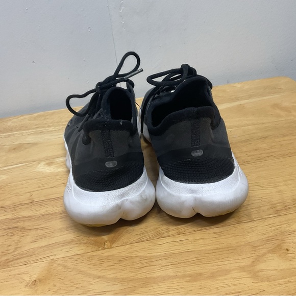 Nike free run sneakers size 6 - Picture 4 of 7